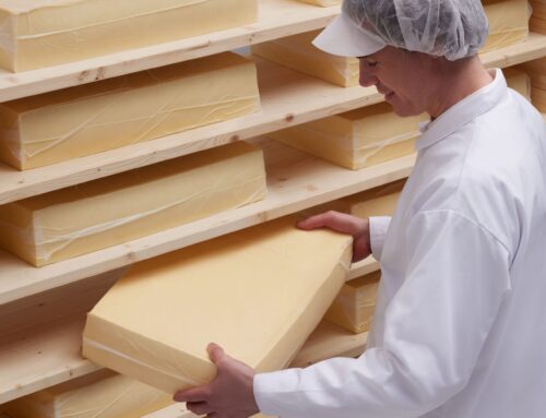 Mehr Käse, vollmundiger Geschmack: Den Käsereifeprozess optimieren mit Pack-Age®